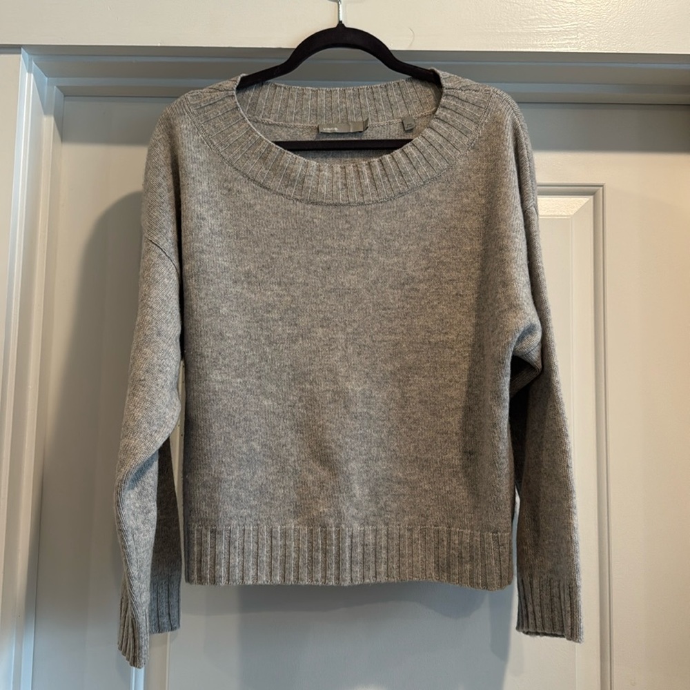 Vince Oversized Cashmere Sweater in M